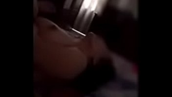 Домашний секс с брюнеткой от первого личика